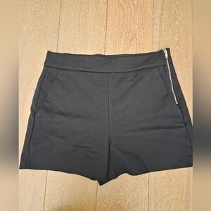Zara Woman Black Women's Shorts Size L